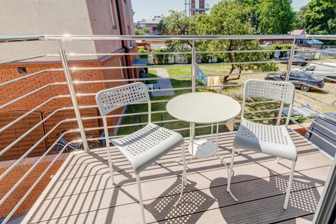 Pod Winogronem - Apartamenty Z Basenem I Wyzywieniem Pobierowo Kültér fotó